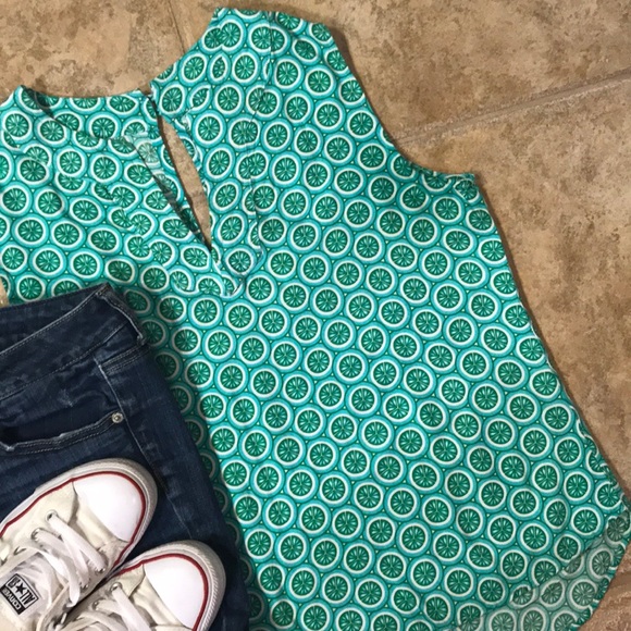 escapada Tops - Citrus in the Summer